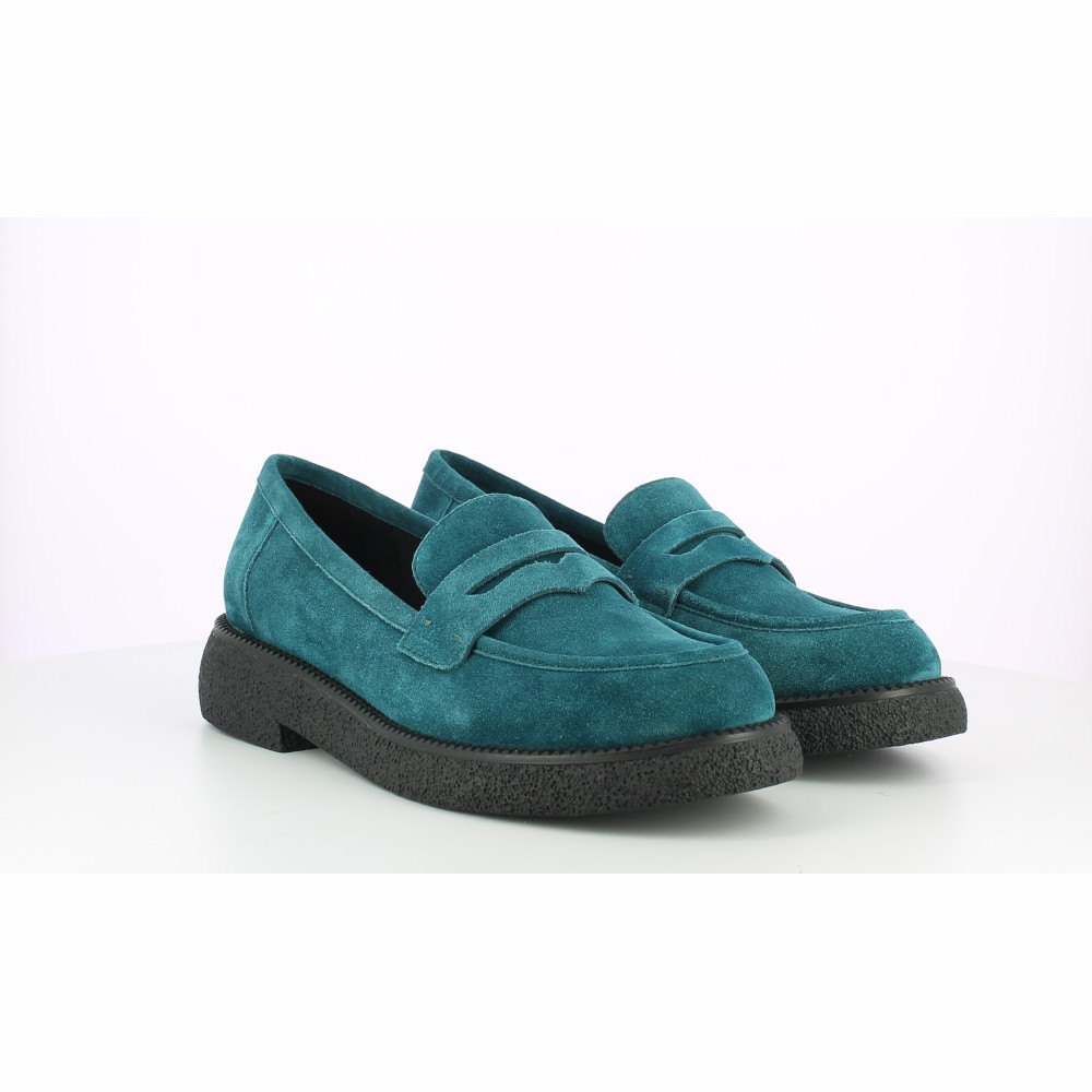 ADENIKE-SUEDE-PETROL